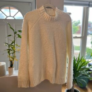 NWOT women’s Lou & Grey white sweater size XL